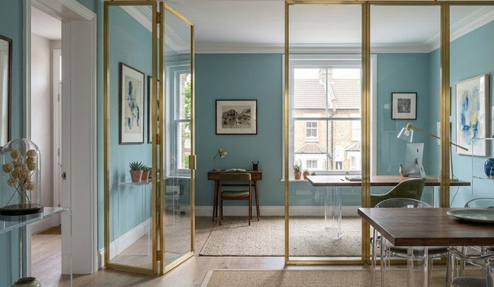 Cast Acrylic vs Glass interior design article