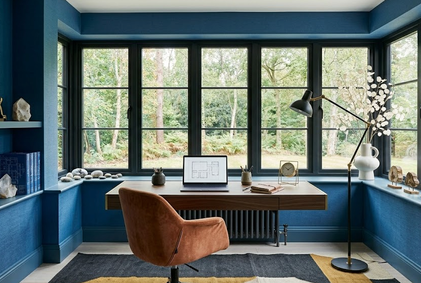 Is It Bad Feng Shui to Put a Desk in Front of a Window